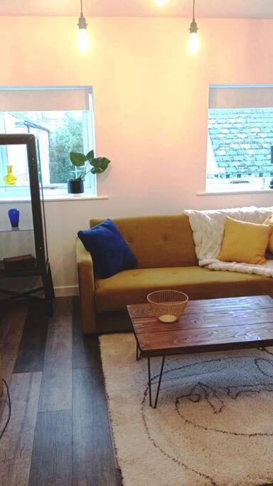 Juliet Beautiful 1 Bedroom, Central, Modern Space. Darlington  Extérieur photo